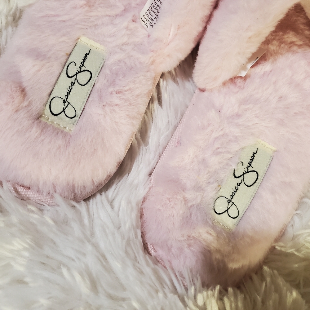 Jessica Simpson slippers XL 9-10